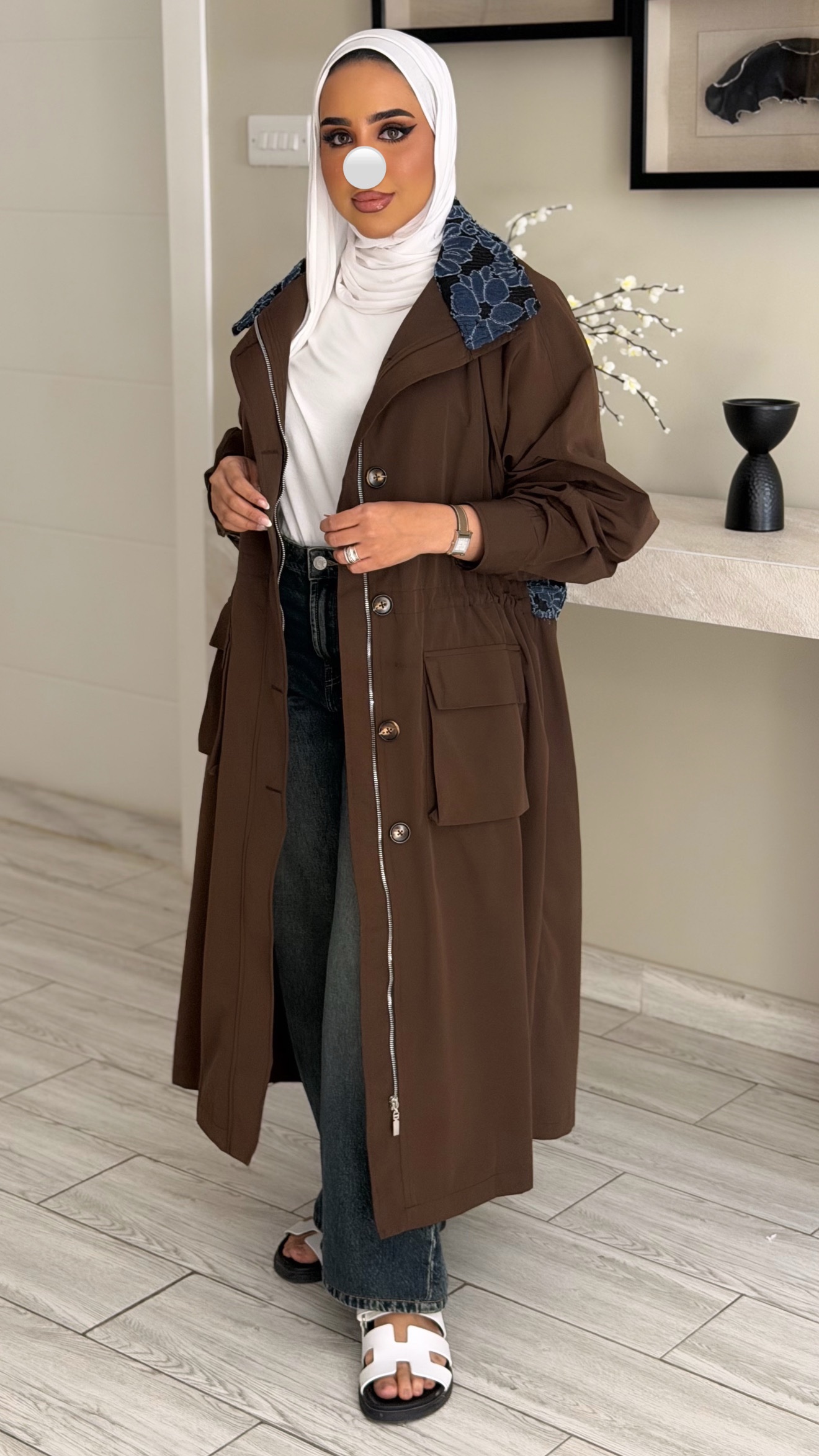 Brown Floral Jacket - الصورة 4