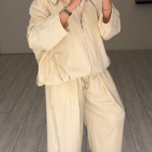 Alternative view of Amara set - CreamXBlack Lines