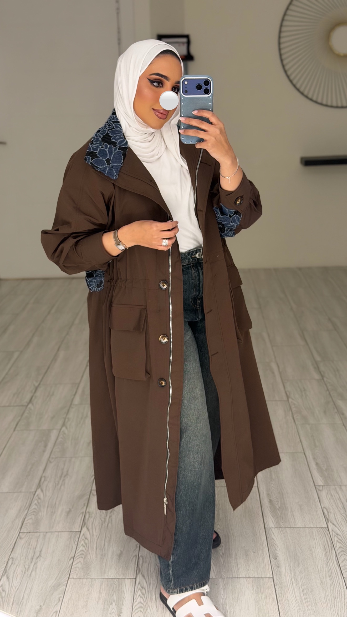 Brown Floral Jacket - الصورة 6