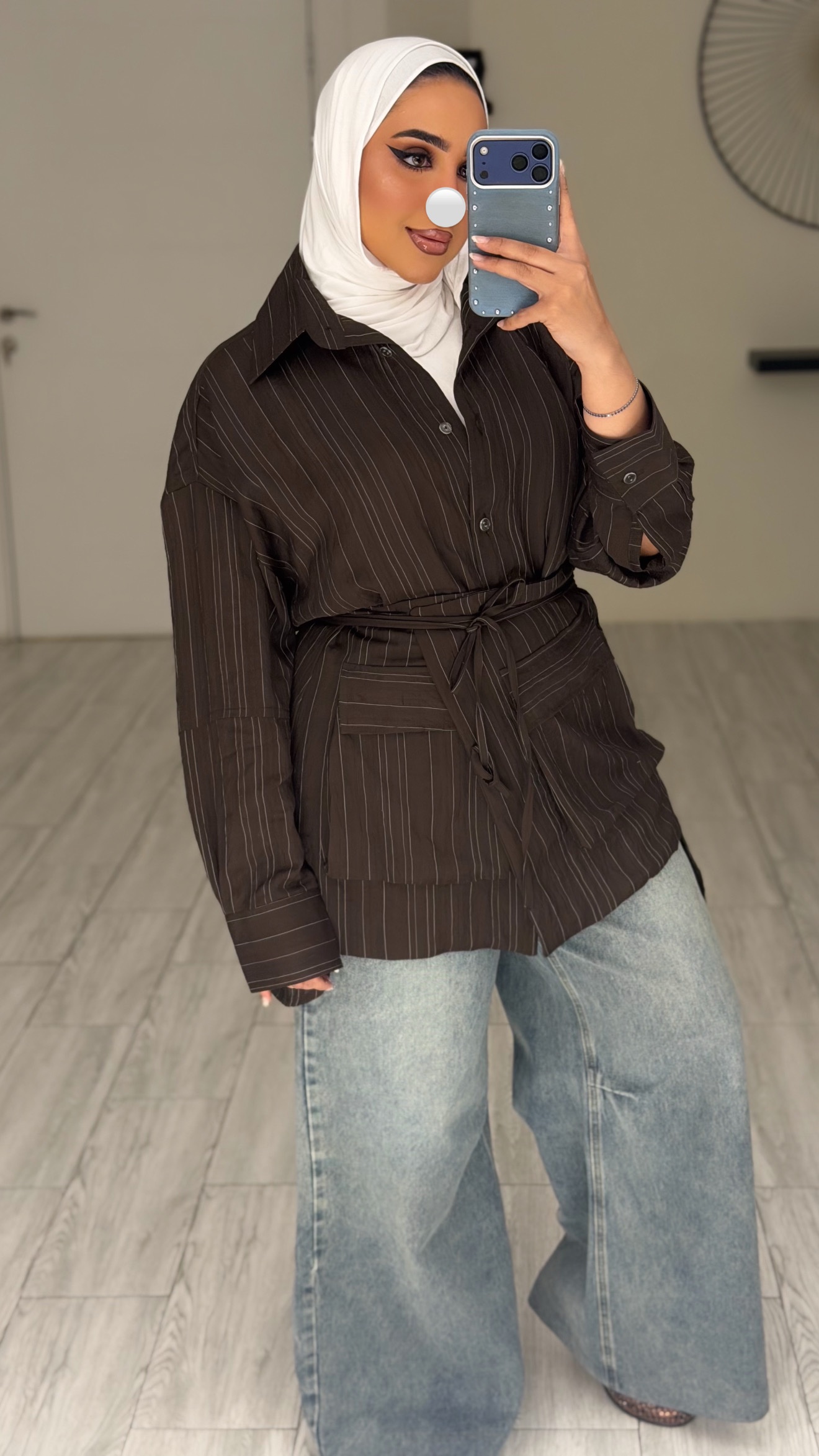 Brown lines shirt - الصورة 5